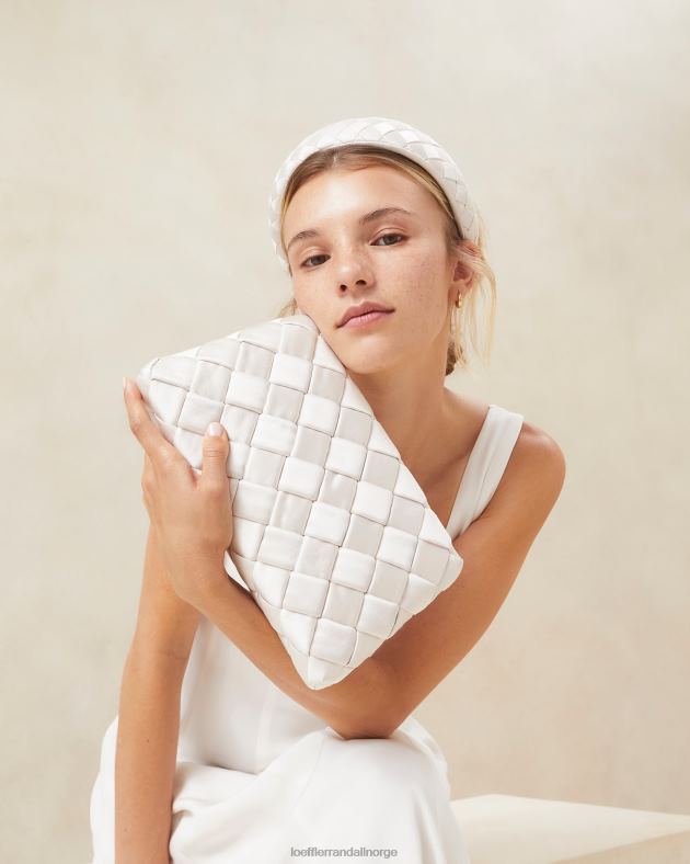 Loeffler Randall poser kvinner aviva vevd puffclutch FT8D351 krem